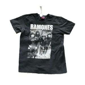 2006 Ramona’s band T-shirt